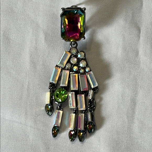 Betsey Johnson Ghoul Friends Skeleton Hand Drop Earrings rhinestones NWT - Picture 8 of 8